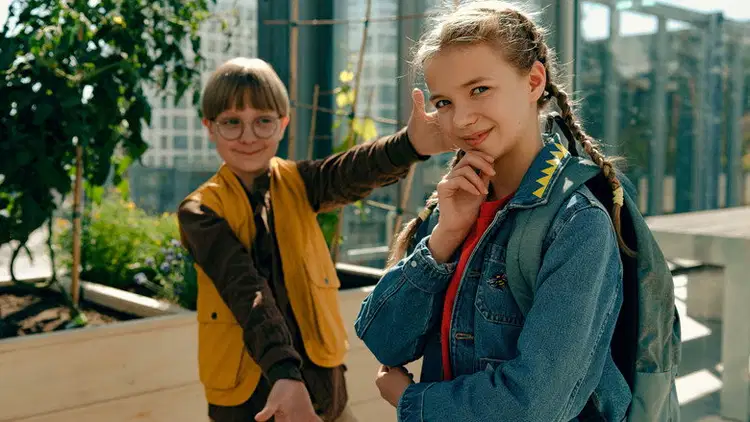 Super Futrzak ratuje świat na Vider | Online